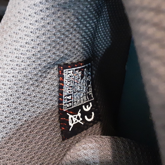 Shoes - Picture 4 of 4